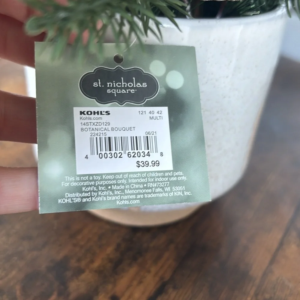 St. Nicolas Square Artificial Botanical Bouquet - NWT